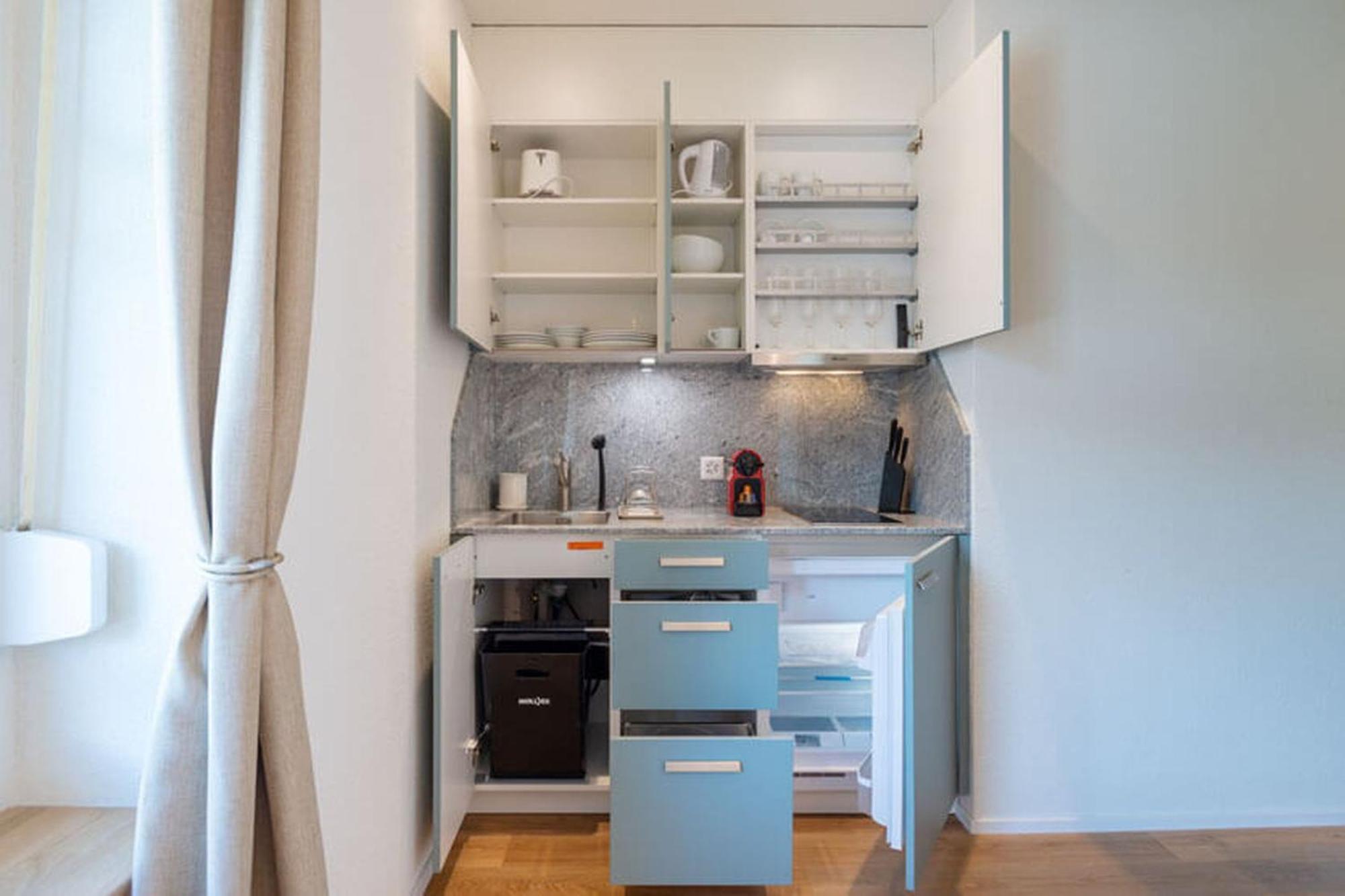 Hitrental Riesbach Apartments Zürich Buitenkant foto