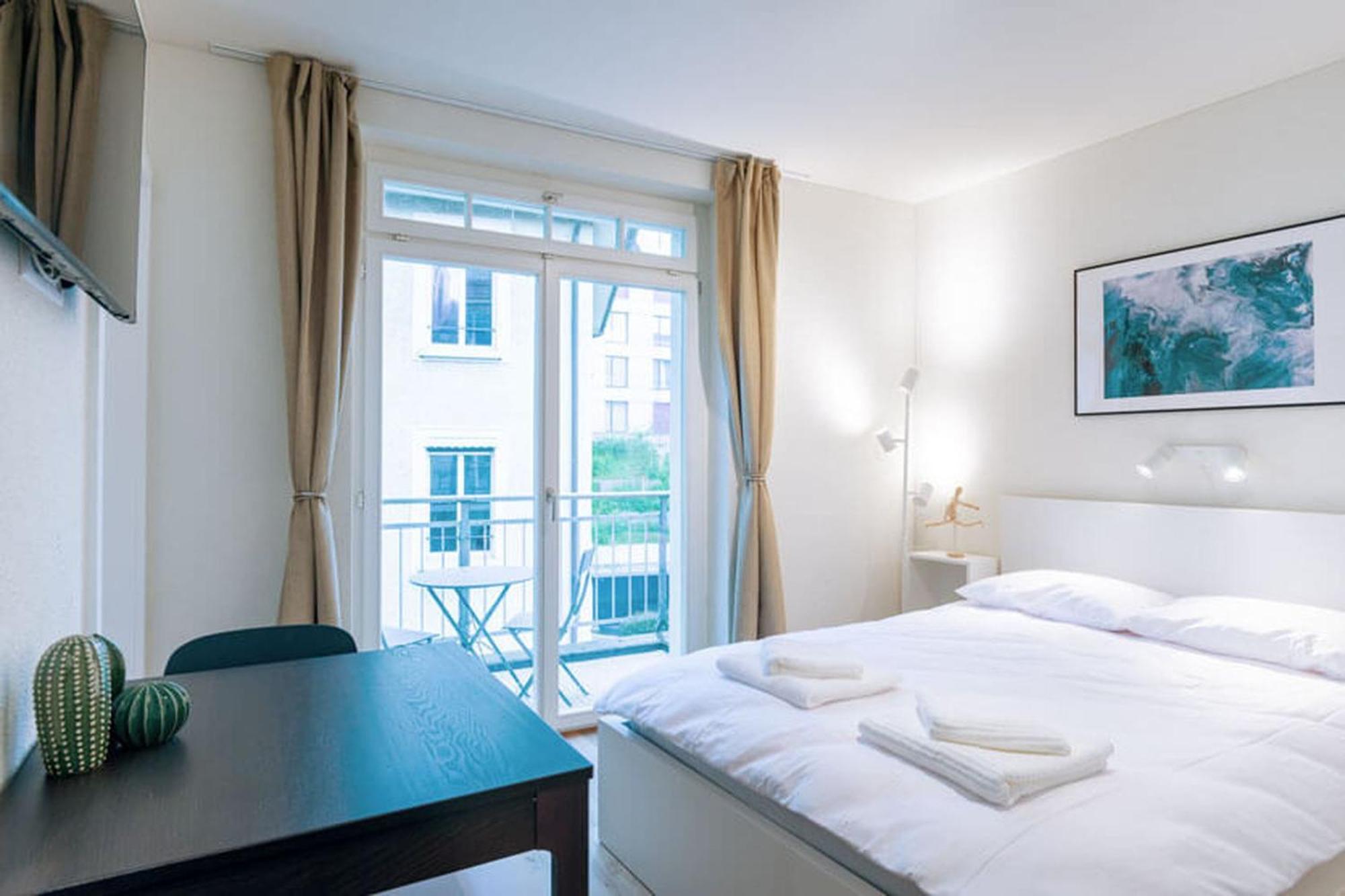 Hitrental Riesbach Apartments Zürich Buitenkant foto