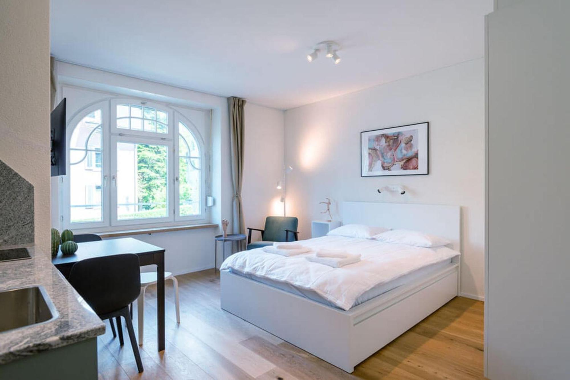 Hitrental Riesbach Apartments Zürich Buitenkant foto